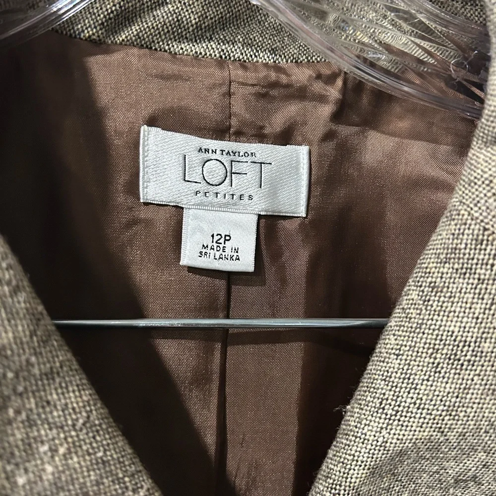 LOFT Women's Taupe Double-Breasted Blazer and pant (Set 2 pcs) - Picture 2 of 6